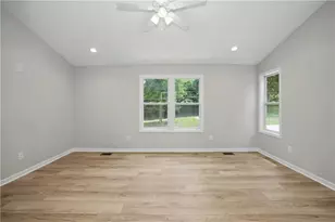 126 Lucinda Ln, Fayetteville, GA 30214 - Photo 16