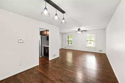 1469 W Rock Court, Stone Mountain, GA 30088 - Photo 10