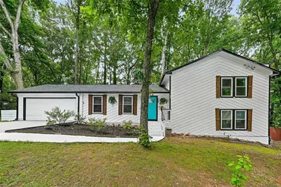 1469 W Rock Court, Stone Mountain, GA 30088 - Photo 6