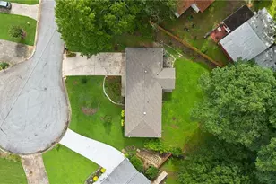 4183 Theresa Ct, Tucker, GA 30084 - Photo 2