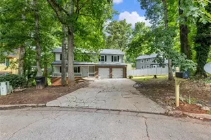 4984 Willow Overlook, Stone Mountain, GA 30088 - Photo 2