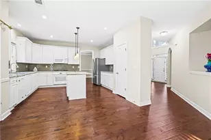 3010 Lakeside Ct, Alpharetta, GA 30005 - Photo 4