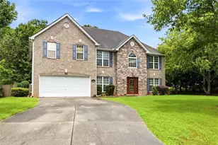 829 Sweden Forest Cove, Hampton, GA 30228 - Photo 2