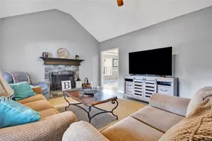 465 Berkshire Dr, Covington, GA 30016 - Photo 6