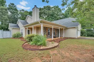 465 Berkshire Dr, Covington, GA 30016 - Photo 2