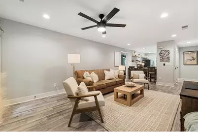 302 Teal Court #302, Roswell, GA 30076 - Photo 12