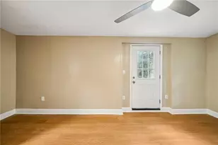967 Lake Dr, Snellville, GA 30039 - Photo 20