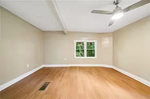 967 Lake Dr, Snellville, GA 30039 - Photo 22
