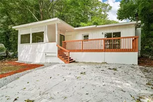 967 Lake Dr, Snellville, GA 30039 - Photo 1