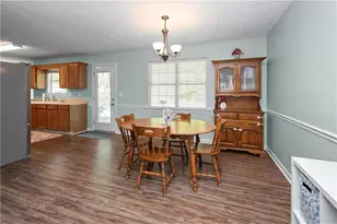 153 Creekside Dr, McDonough, GA 30252 - Photo 4