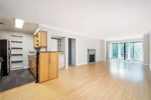 4303 Pine Heights Dr NE, Atlanta, GA 30324 - Photo 4