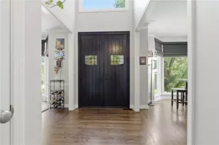112 Grandcrest Dr, Suwanee, GA 30024 - Photo 2