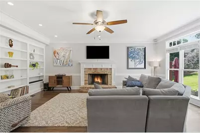 112 Grandcrest Drive, Suwanee, GA 30024 - Photo 8