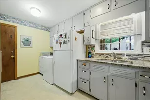 6574 Amity Ct, Rex, GA 30273 - Photo 6