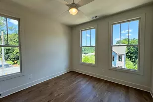 1917 Repose Dr, Chamblee, GA 30341 - Photo 22