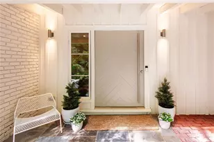 695 W Conway Dr NW, Atlanta, GA 30327 - Photo 4