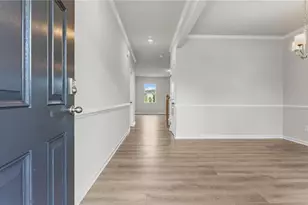 153 Hampton Hallow Dr, Jefferson, GA 30549 - Photo 2