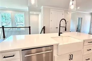 110 Bridgecrest Rd, Roswell, GA 30075 - Photo 12