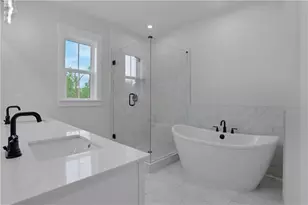 110 Bridgecrest Rd, Roswell, GA 30075 - Photo 14