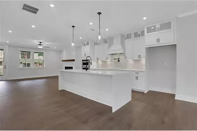 110 Bridgecrest Road, Roswell, GA 30075 - Photo 4