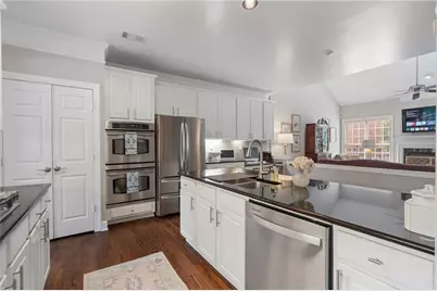 4783 Rosebrook Court, Atlanta, GA 30339 - Photo 8