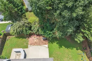 915 Charter Club Dr, Lawrenceville, GA 30043 - Photo 52