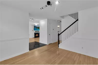 915 Charter Club Drive, Lawrenceville, GA 30043 - Photo 18