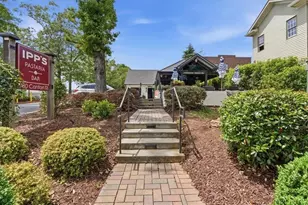 1267 Harris Commons Pl, Roswell, GA 30076 - Photo 54