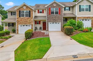 226 Derby Ct, Acworth, GA 30102 - Photo 1