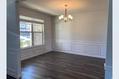 5650 Mirror Lake Drive, Cumming, GA 30028 - Photo 6