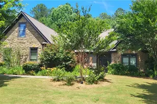 1238 Fairwinds Dr, Loganville, GA 30052 - Photo 2