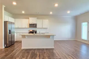 3331 Greyton Dr, Buford, GA 30519 - Photo 6