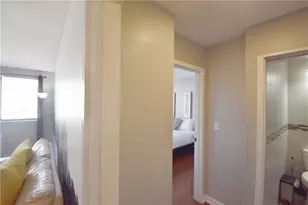 215 NE Piedmont Ave NE, Atlanta, GA 30308 - Photo 10