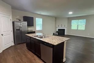 610 Dodson Lake Ct, Fairburn, GA 30213 - Photo 14