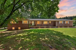 3355 Springdale Forrest Cir, Gainesville, GA 30506 - Photo 1