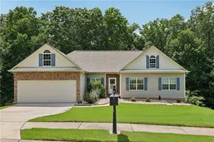 3576 Phoenix Cove Dr, Gainesville, GA 30506 - Photo 4