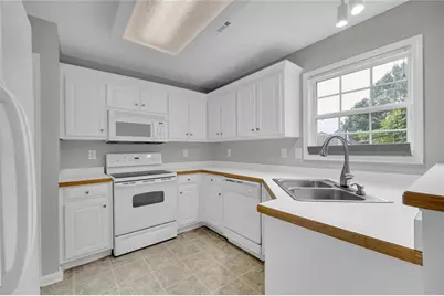 1305 Manning Way, Monroe, GA 30656 - Photo 16