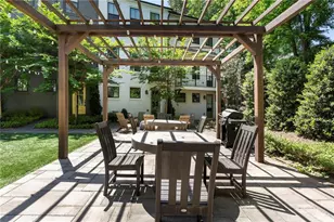 191 Chestnut Cir, Atlanta, GA 30342 - Photo 36