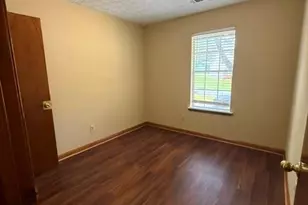 8351 Post Oak Ct, Riverdale, GA 30274 - Photo 6