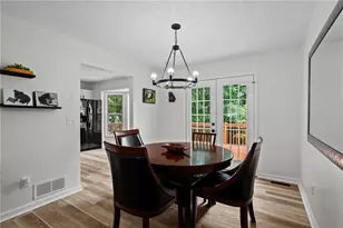 613 Silverwood Ct, Marietta, GA 30066 - Photo 8
