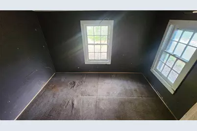 71 Sargent Railroad Avenue, Newnan, GA 30263 - Photo 6