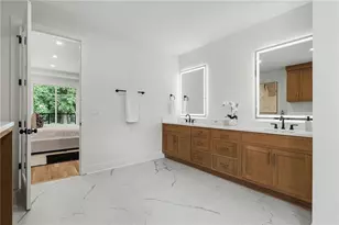 1242 Brook Forest Dr NE, Atlanta, GA 30324 - Photo 20