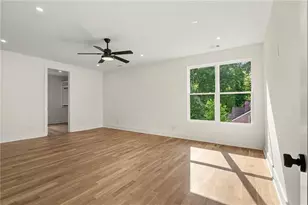 1242 Brook Forest Dr NE, Atlanta, GA 30324 - Photo 32