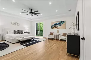 1242 Brook Forest Dr NE, Atlanta, GA 30324 - Photo 18