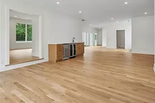 1242 Brook Forest Dr NE, Atlanta, GA 30324 - Photo 38