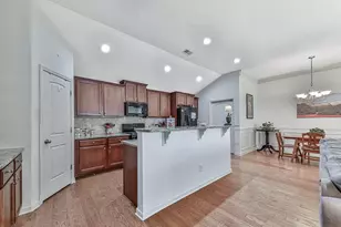 155 Abbey Cir, Woodstock, GA 30188 - Photo 10