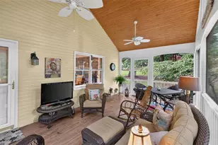 2638 Colony Cir, Snellville, GA 30078 - Photo 14