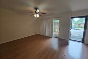 3309 Stonecrest Ct, Atlanta, GA 30341 - Photo 10