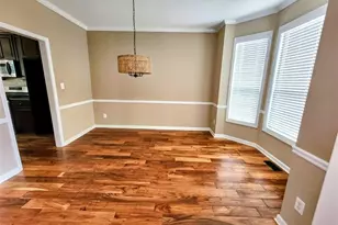 3305 Goldmist Dr, Buford, GA 30519 - Photo 2