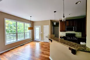 3305 Goldmist Dr, Buford, GA 30519 - Photo 4